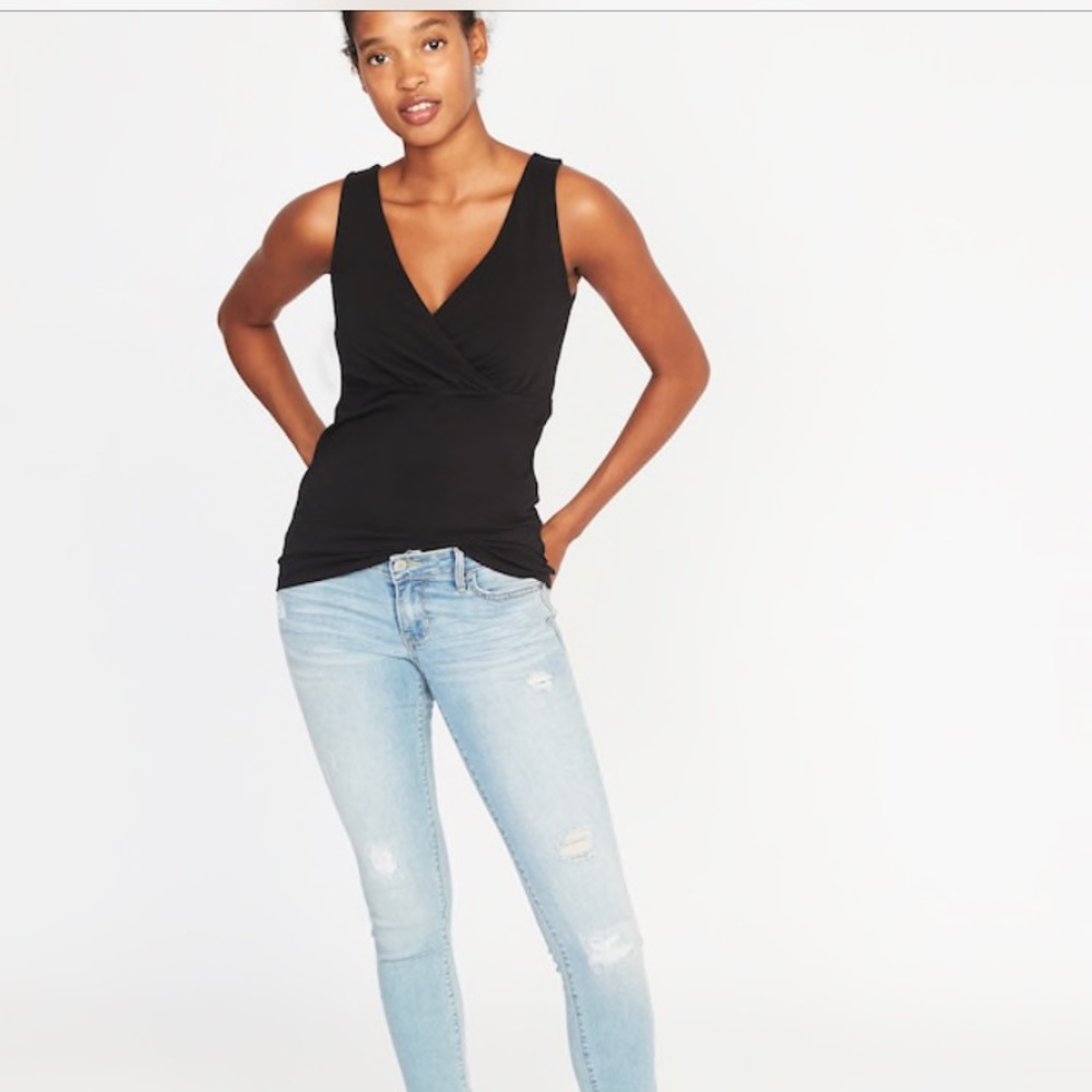 Black Old Navy Nursing Tank.